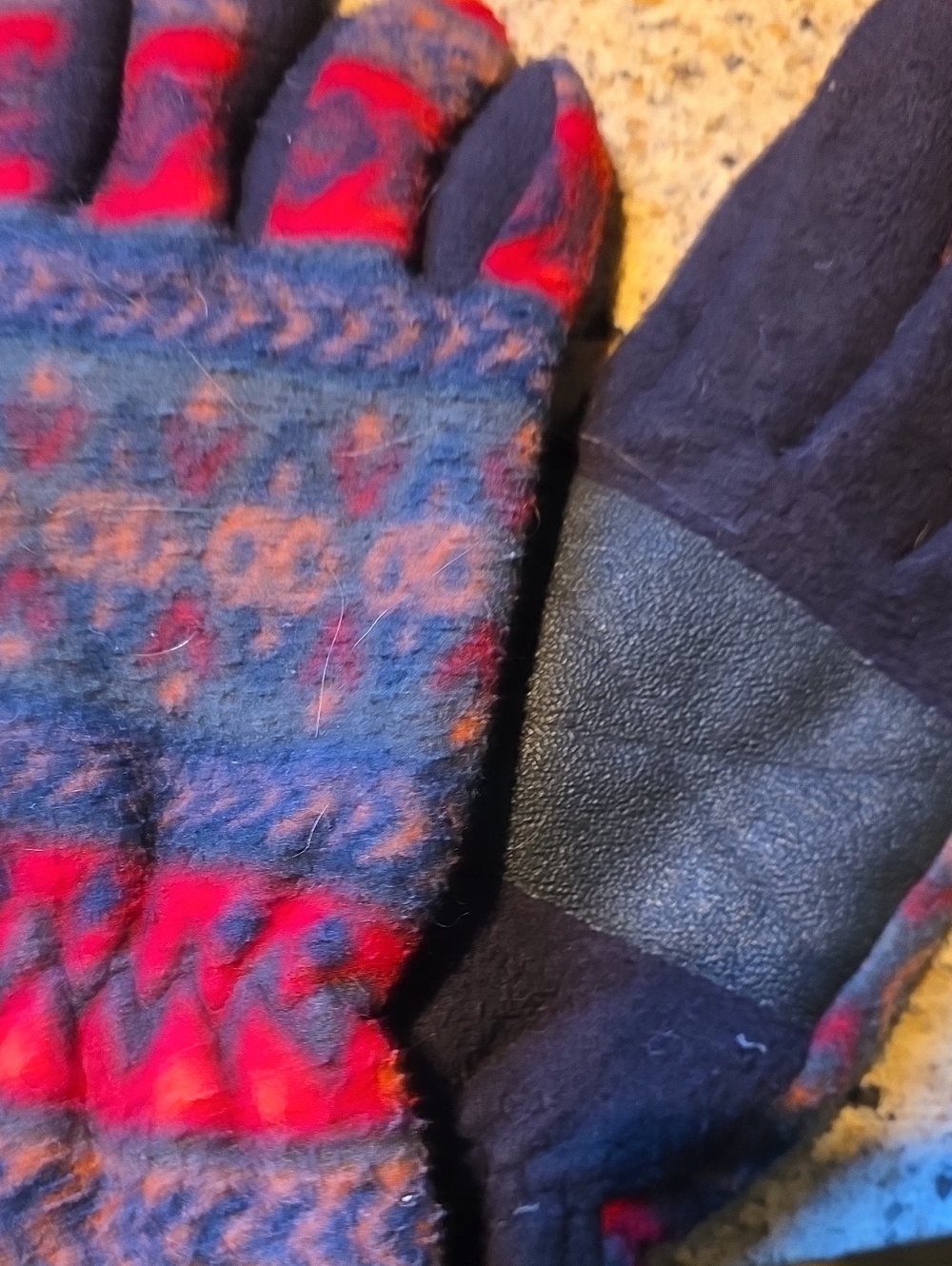 Red & Blue Patterned Winter Gloves